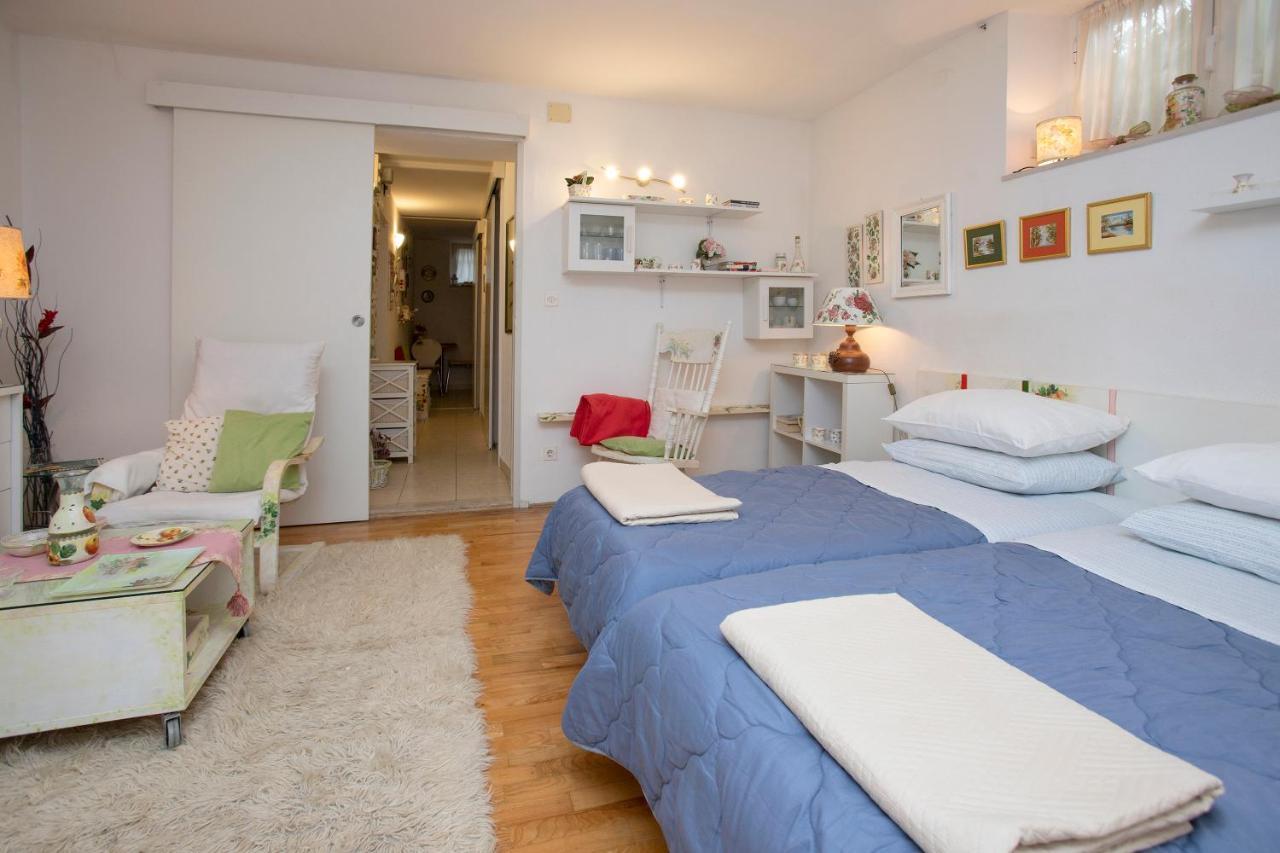 Apartment Nena Split Exterior photo